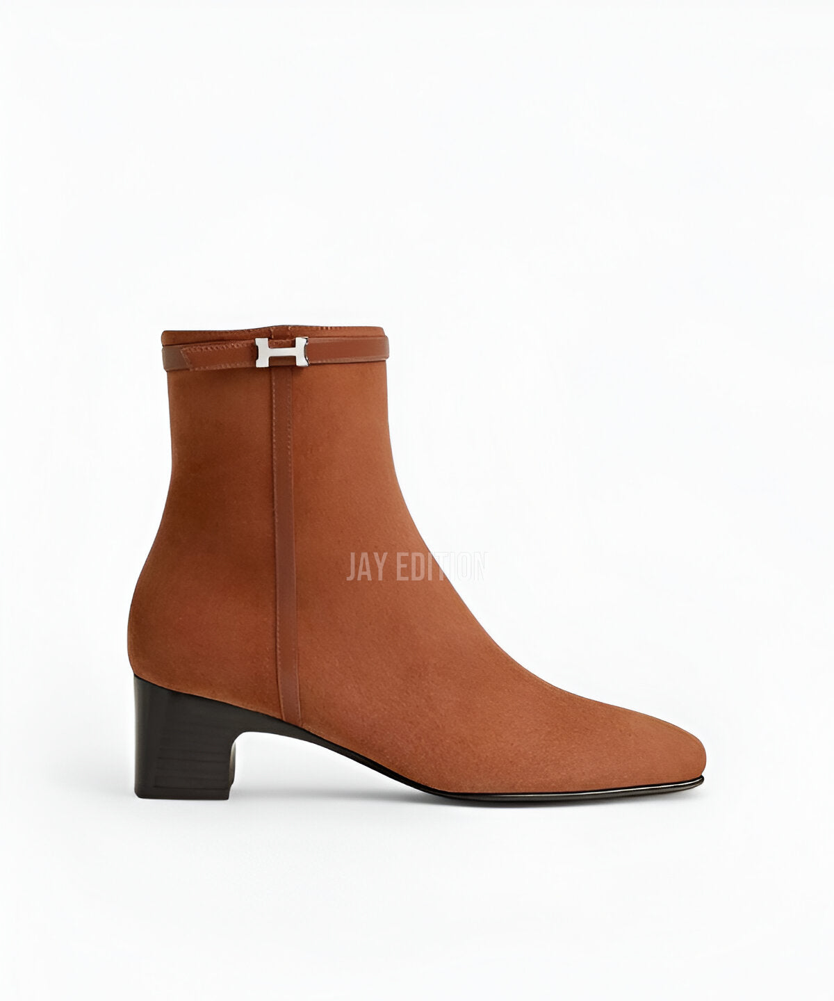 에르메스 하네 숏 부츠 블랙 스웨이드 앵클 부츠와 약 8 cm 힐 디테일