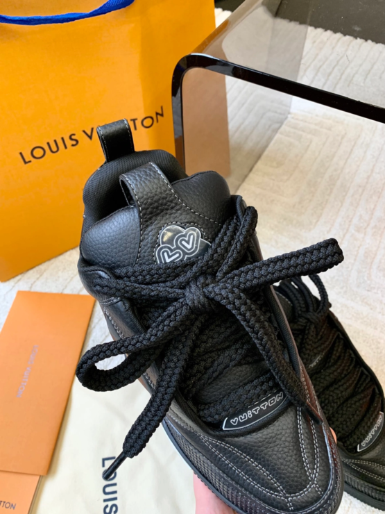 루이비통 스케이트 스니커즈