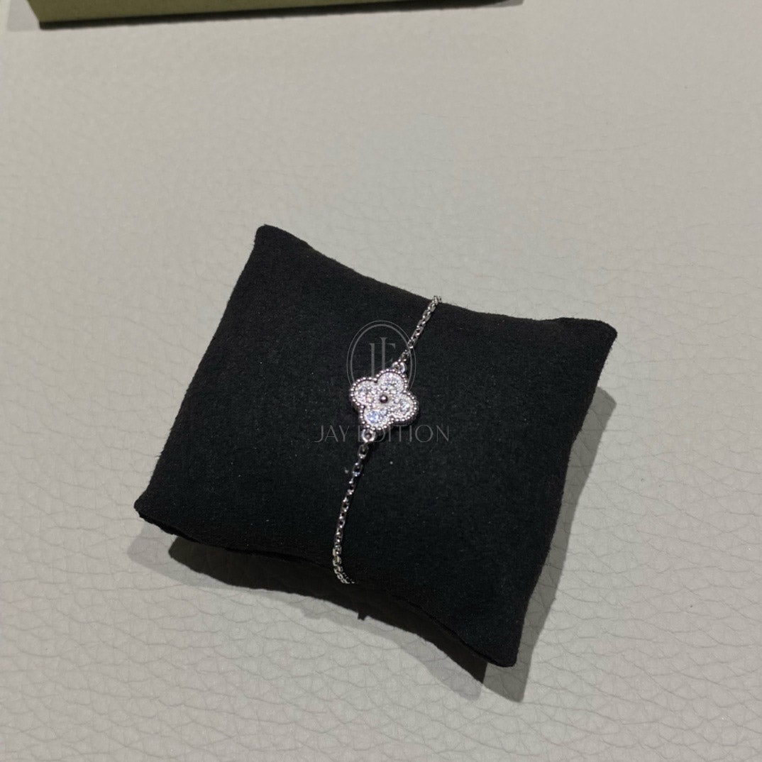 반클리프 스위트 다이아 알함브라 브레이슬릿 (18K)