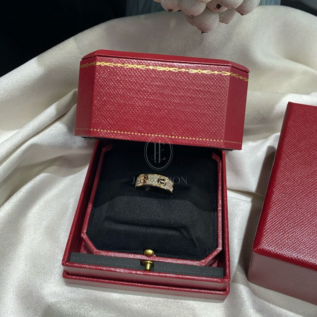 까르띠에 LOVE 링 클래식 (18K)