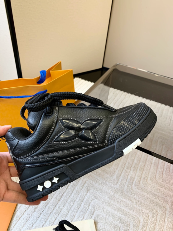 루이비통 스케이트 스니커즈