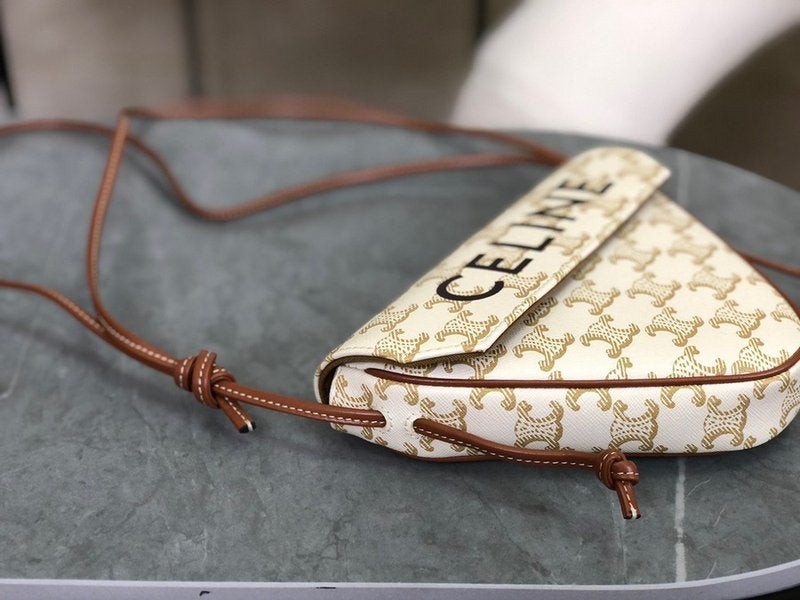 셀린느 트리오페 트라이앵글