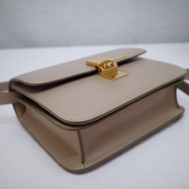 셀린느 박스백 틴