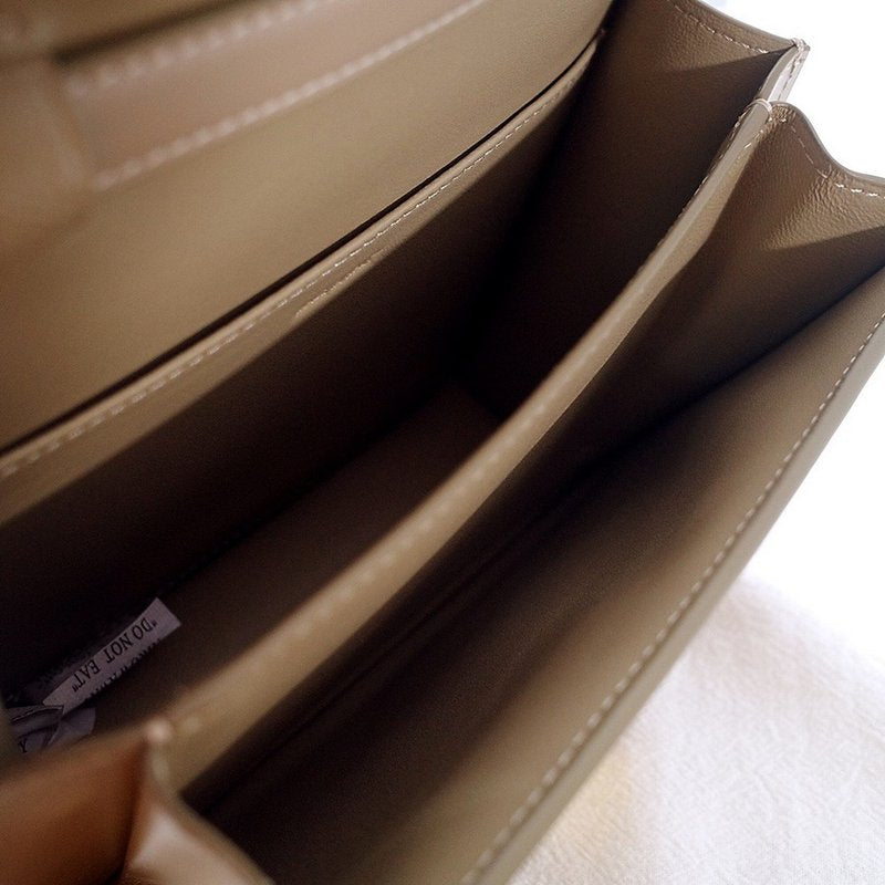 셀린느 박스백 틴