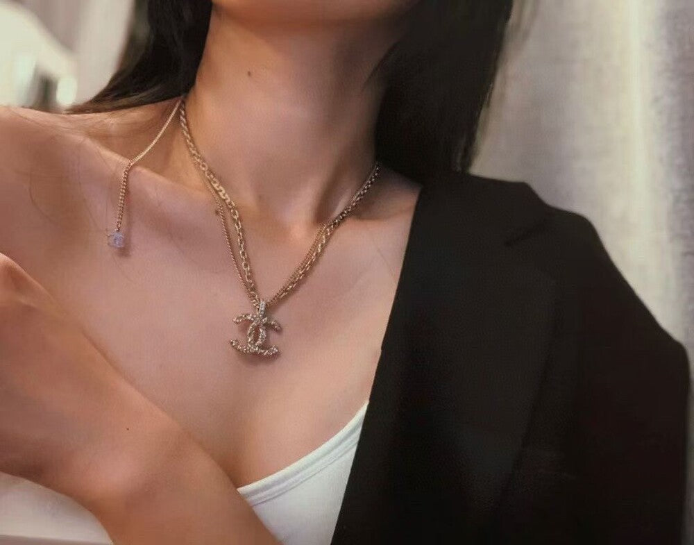샤넬 메탈 스트라스 목걸이