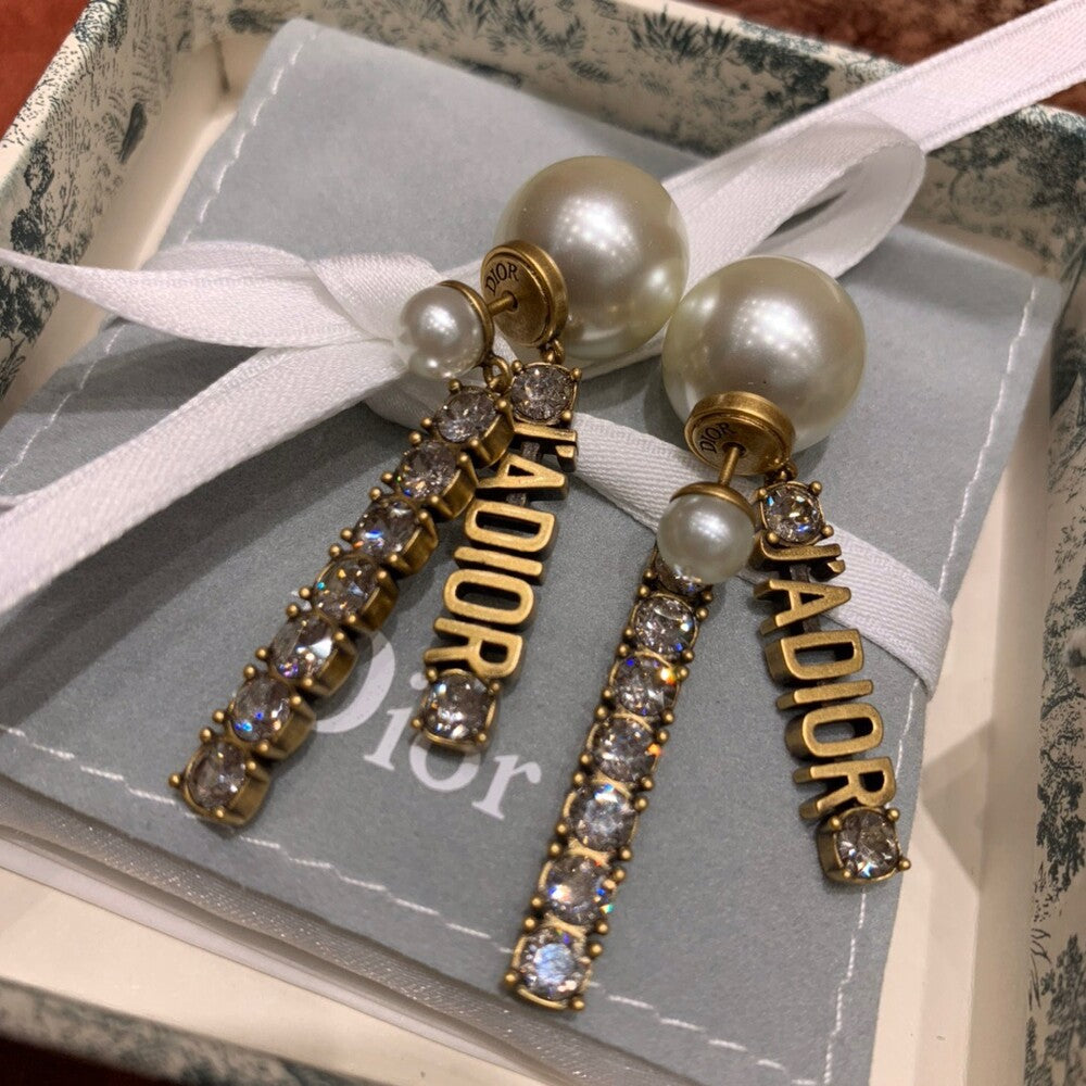 디올 귀걸이