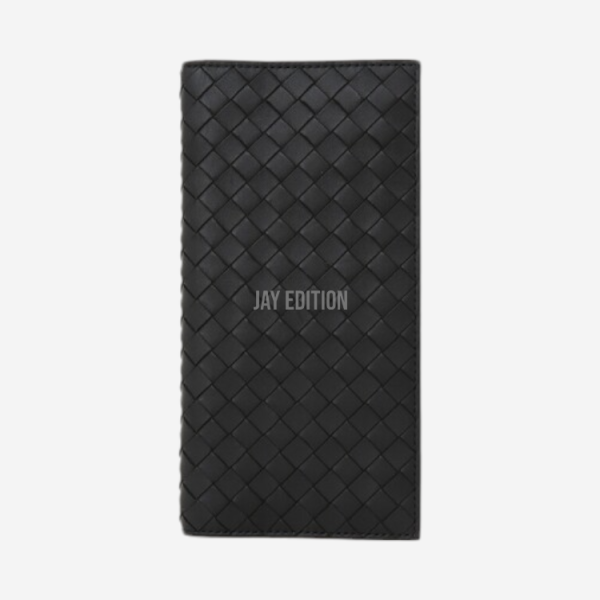 보테가 베네타 장지갑 클래식한 인트레치아토 송아지 가죽과 넉넉한 수납 공간을 갖춘 고급스러운 장지갑 디자인